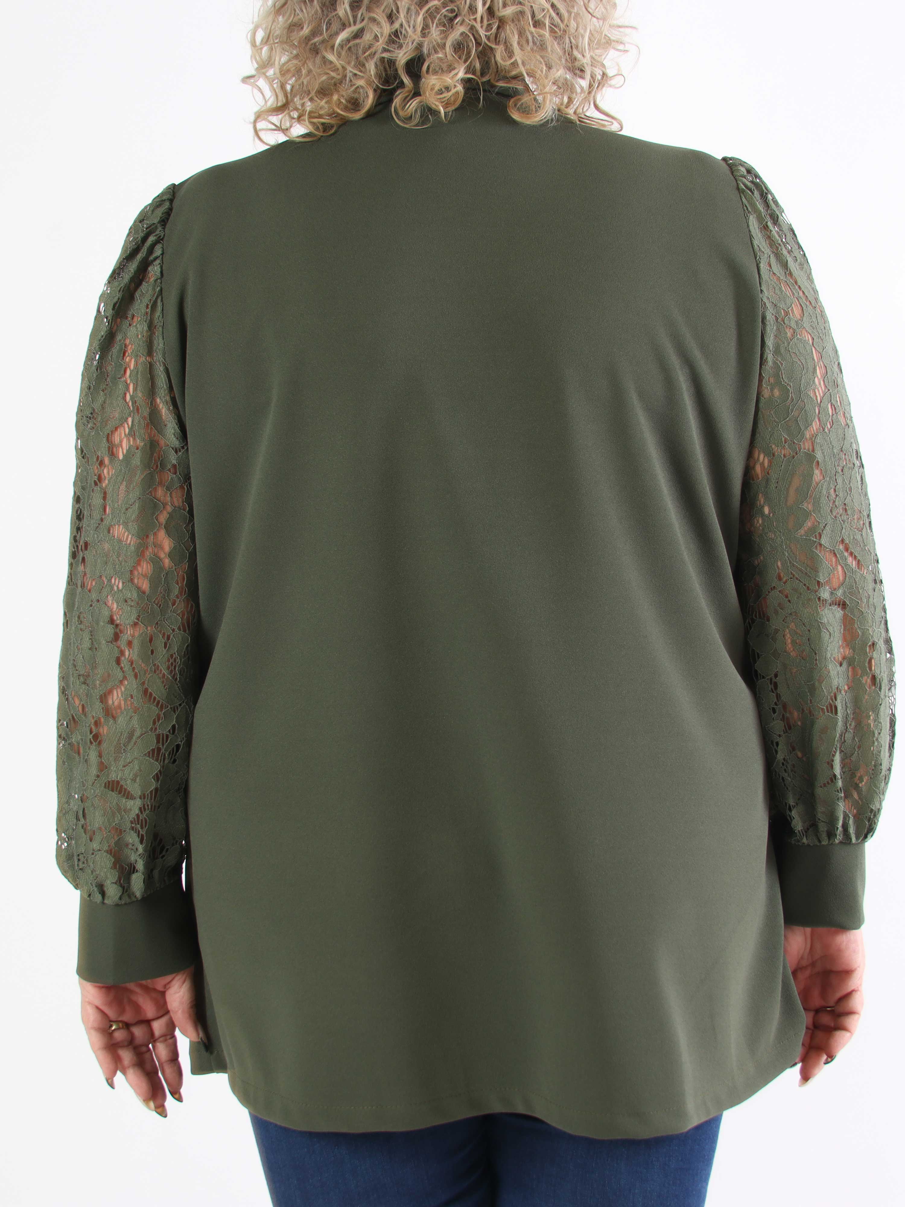 Kata Lace - Oversized blazer med blondeærmer